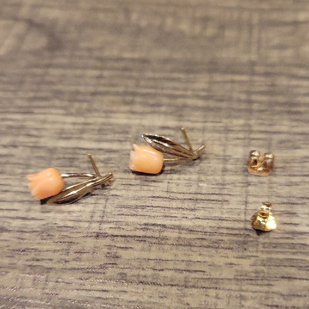 Angel Skin Coral Tulip Earrings,Vintage/ Pierced
